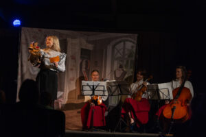 koncerty edukacyjne dla dzieci, Kunsztowna klasyka, Pani Pchełka, Art Bonsai