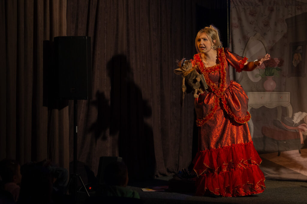 koncerty edukacyjne dla dzieci, Kunsztowna klasyka, Pani Pchełka, Art Bonsai